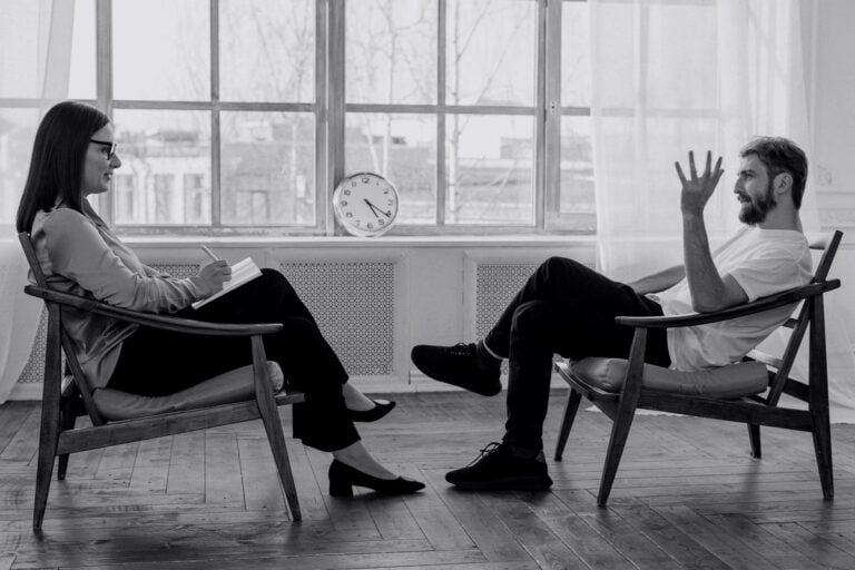 Customer Success vs Customer Support: Two Jobs, One Confused Org Chart