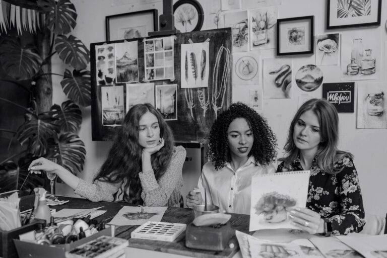 Bandwagon Fallacy in Advertising: When Social Proof Becomes a Liability